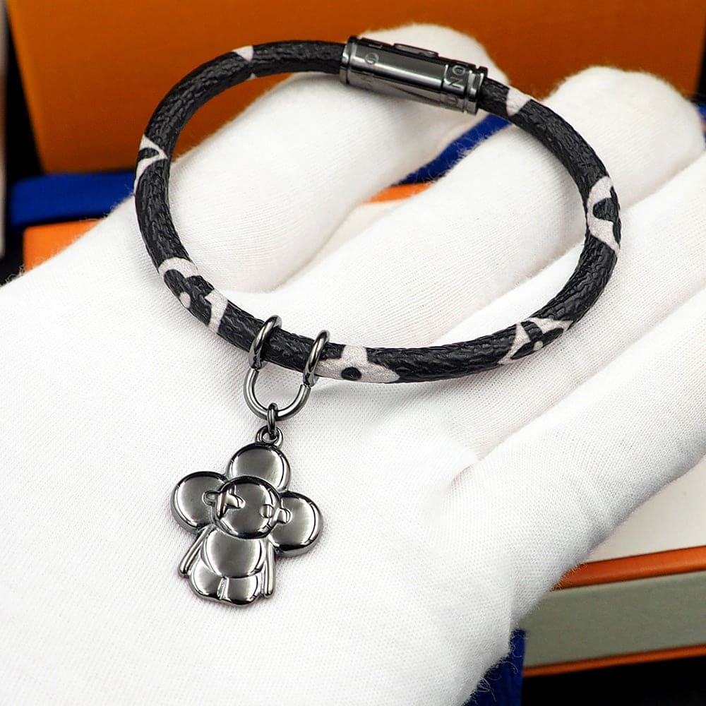 18K Louis Vuitton Hang It Bracelet
