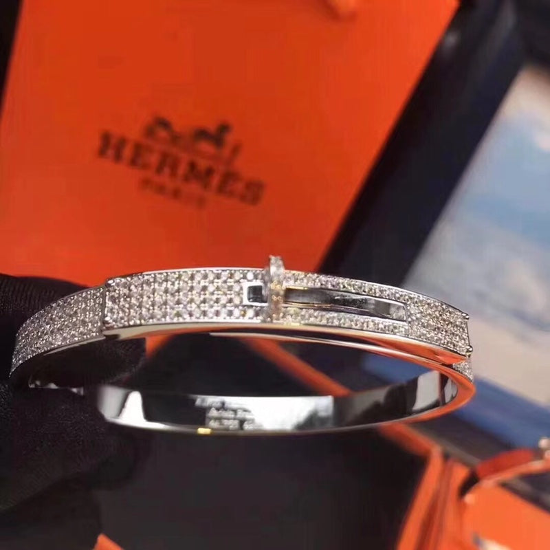 18K Yellow Gold Kelly Diamonds Hermes Bracelet