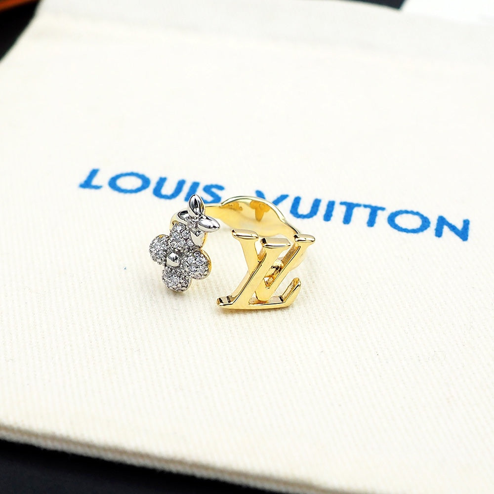 18K Louis Vuitton Gram Ring
