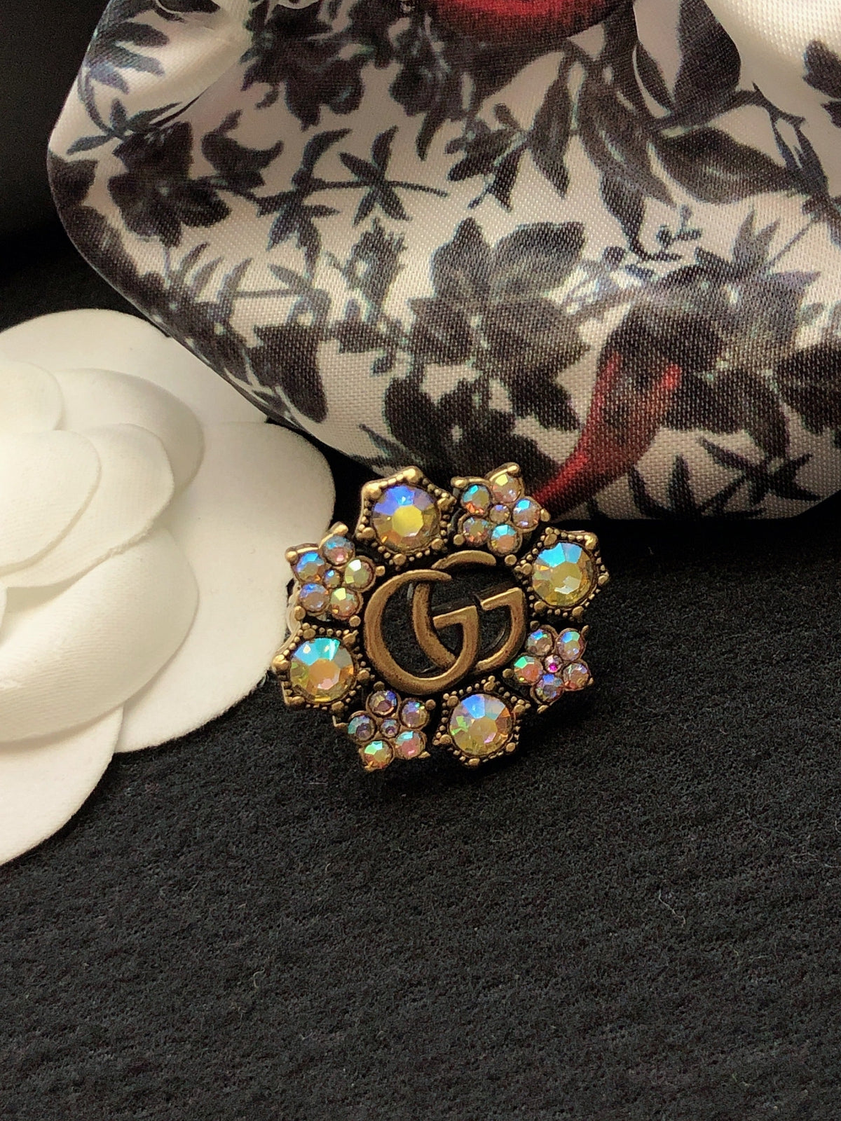 18K Double Gucci Crystal Flower Ring