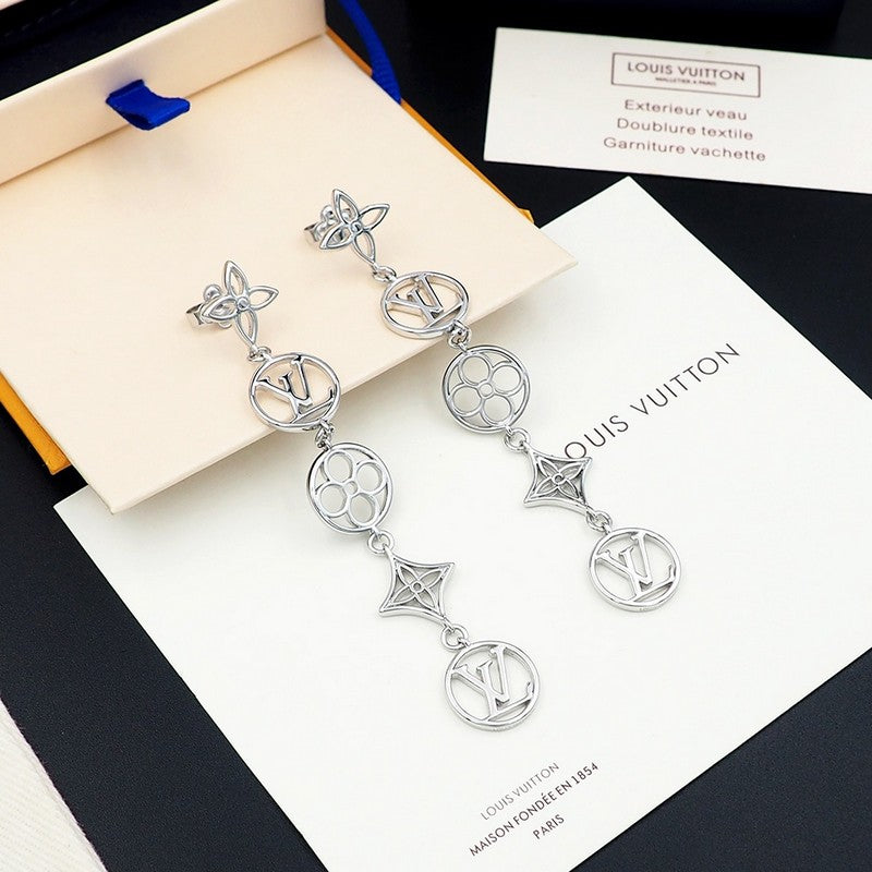 18K Louis Vuitton Lace Long Earrings