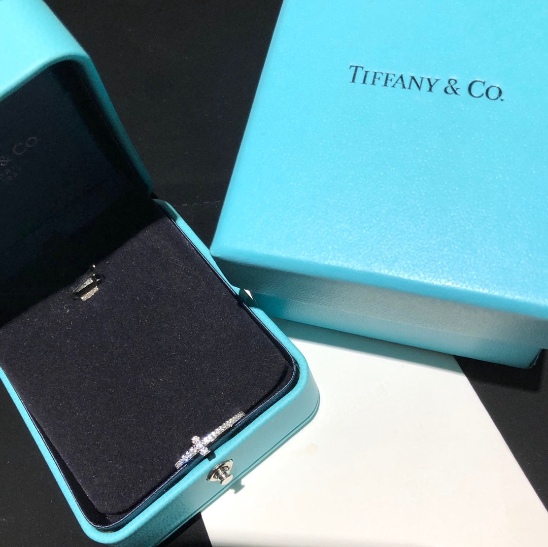 18K Tiffany Diamond Wire  Ring